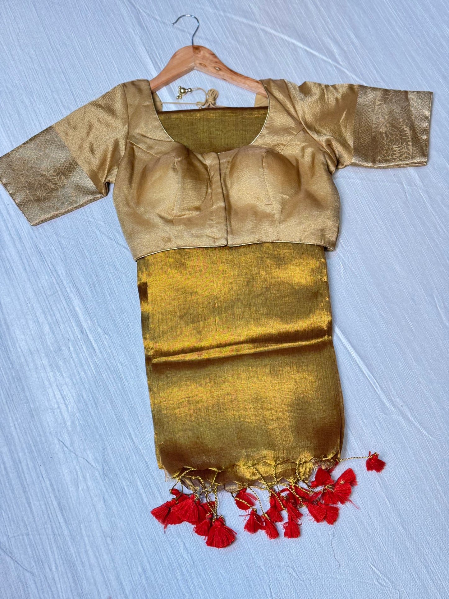 Golden Caramel Plain Saree With Ready To Wear Blouse.