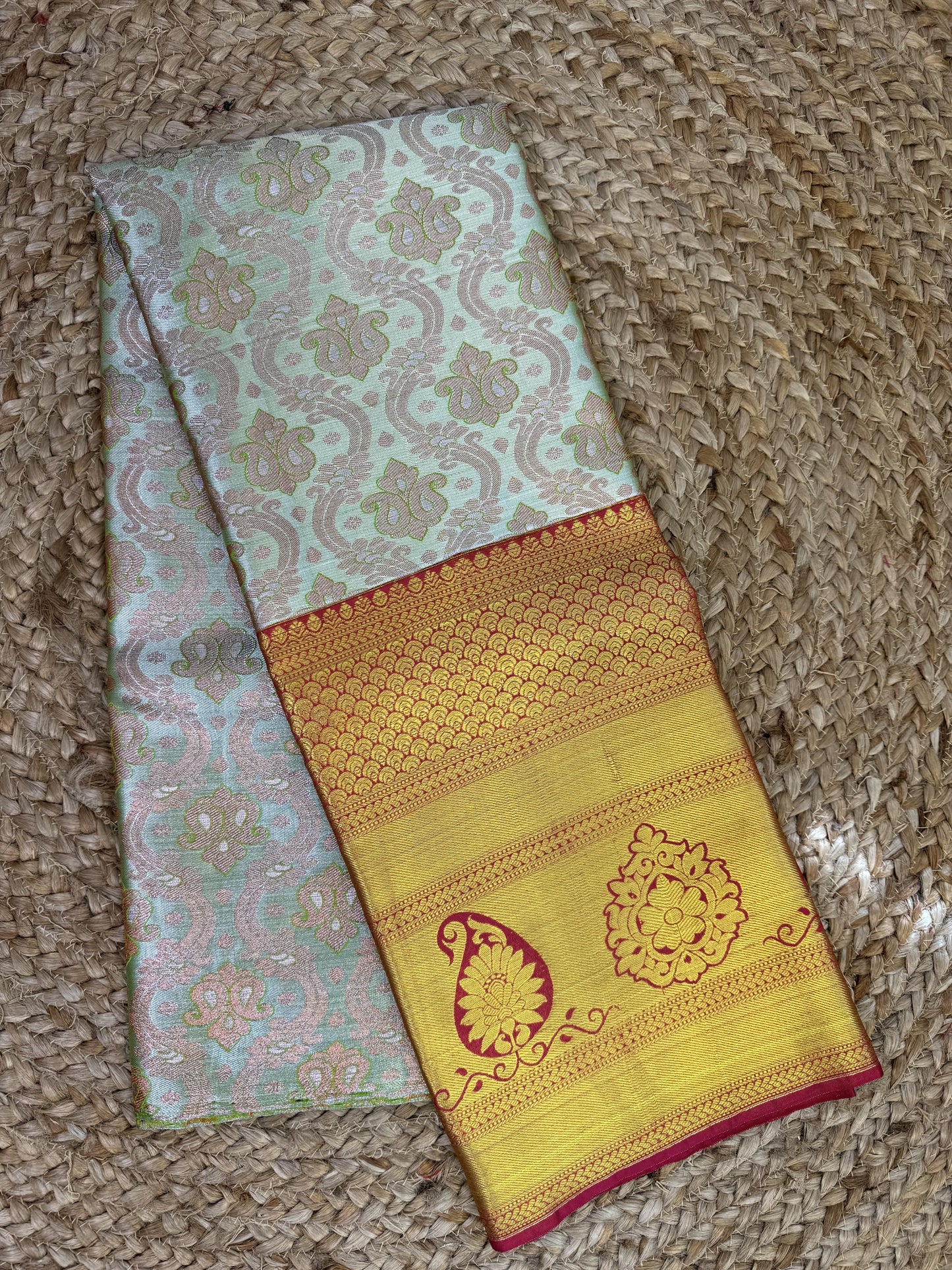 Pista Green Pattu Pavadai Sattai