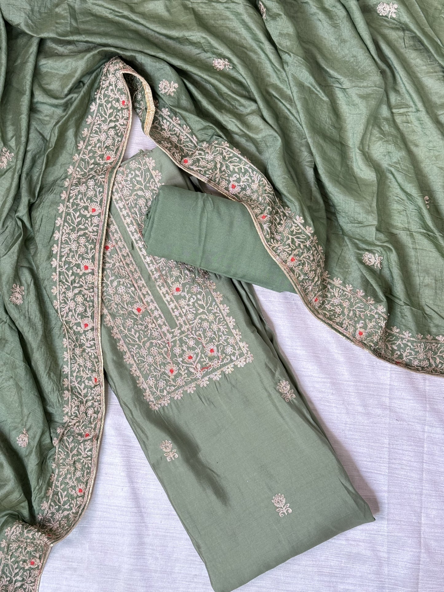 Aspagarus Green Unstitched Salwar Suit