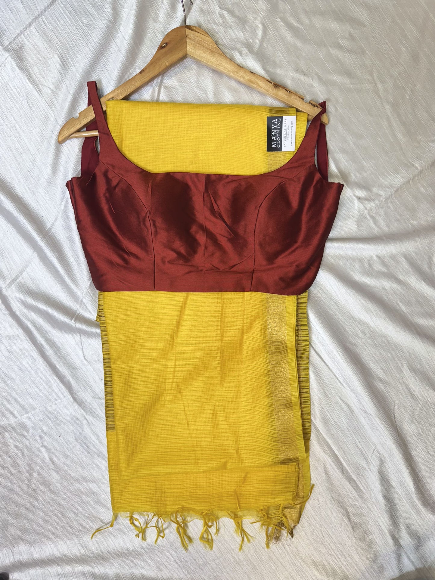 Yellow Kota Cotton Saree With Sleeveless Blouse