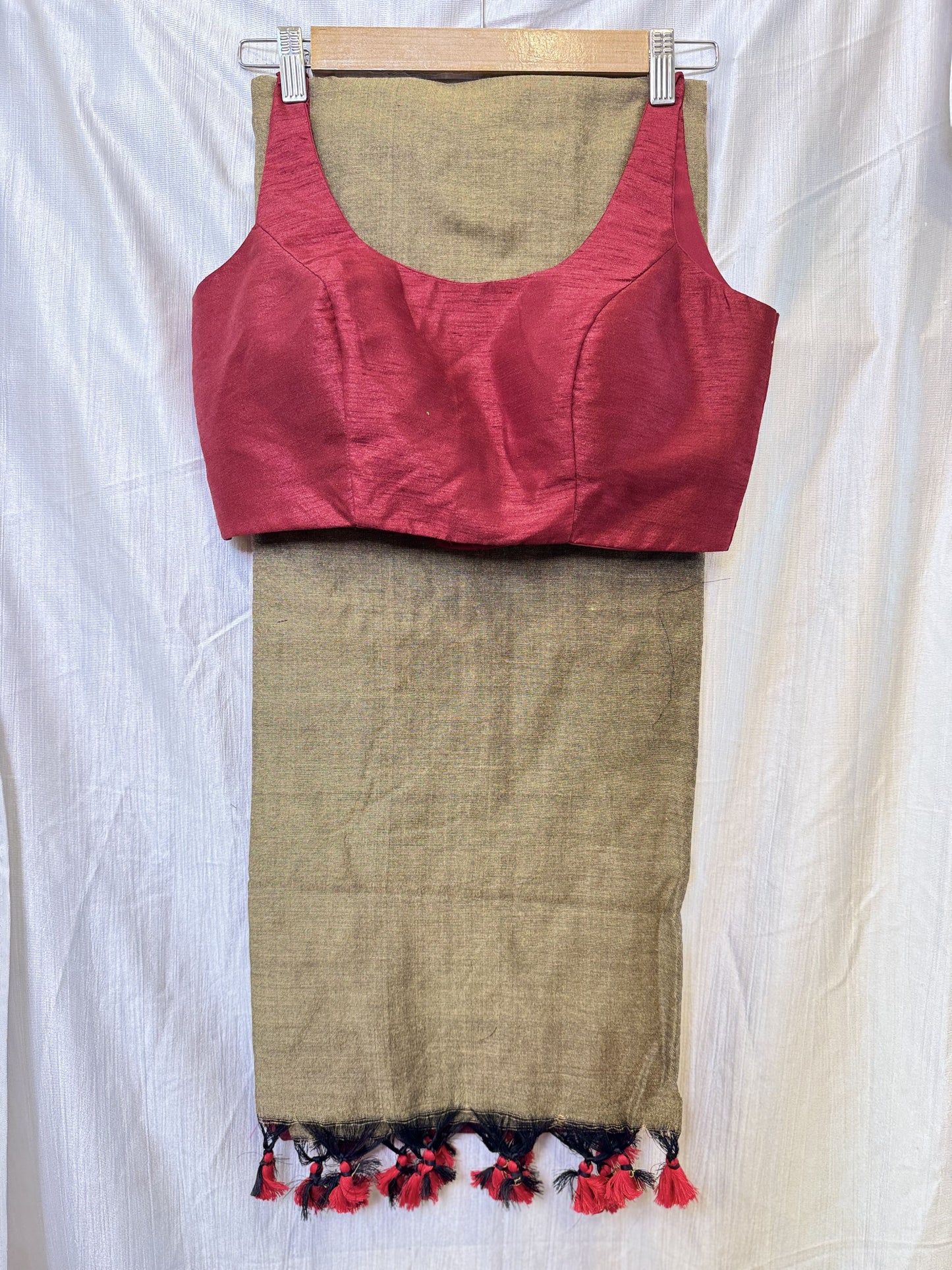 Olive Green with Maroon Khadi Cotton Sarees with Sleeveless Blouse Combo