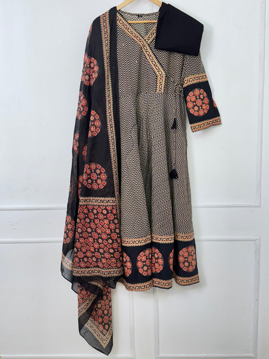 Black Kurti Set