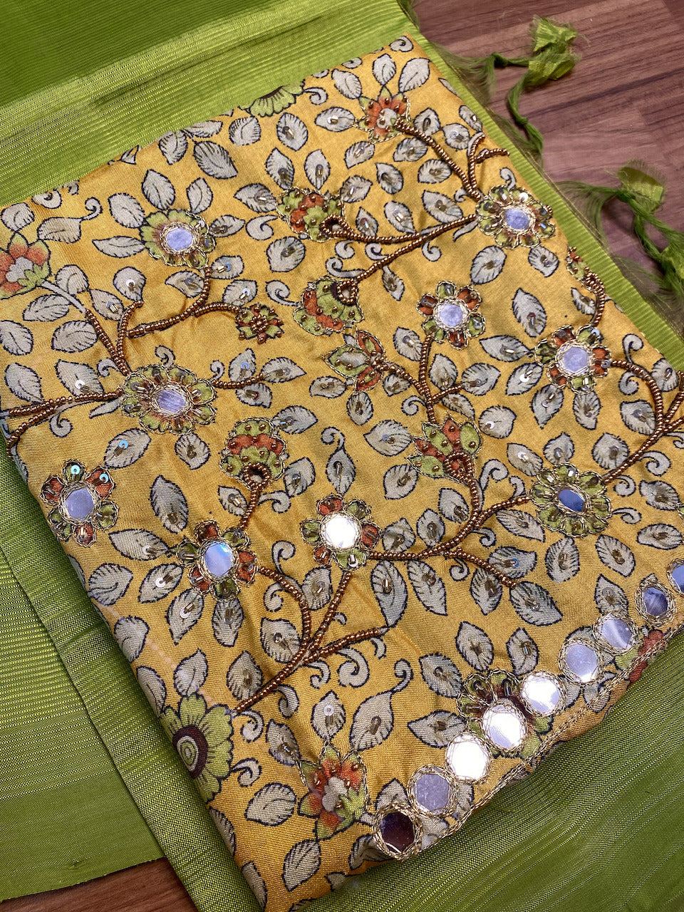 Parrot Green Mangalgiri Plain Silk Saree with Handwork Kalamkari Blouse