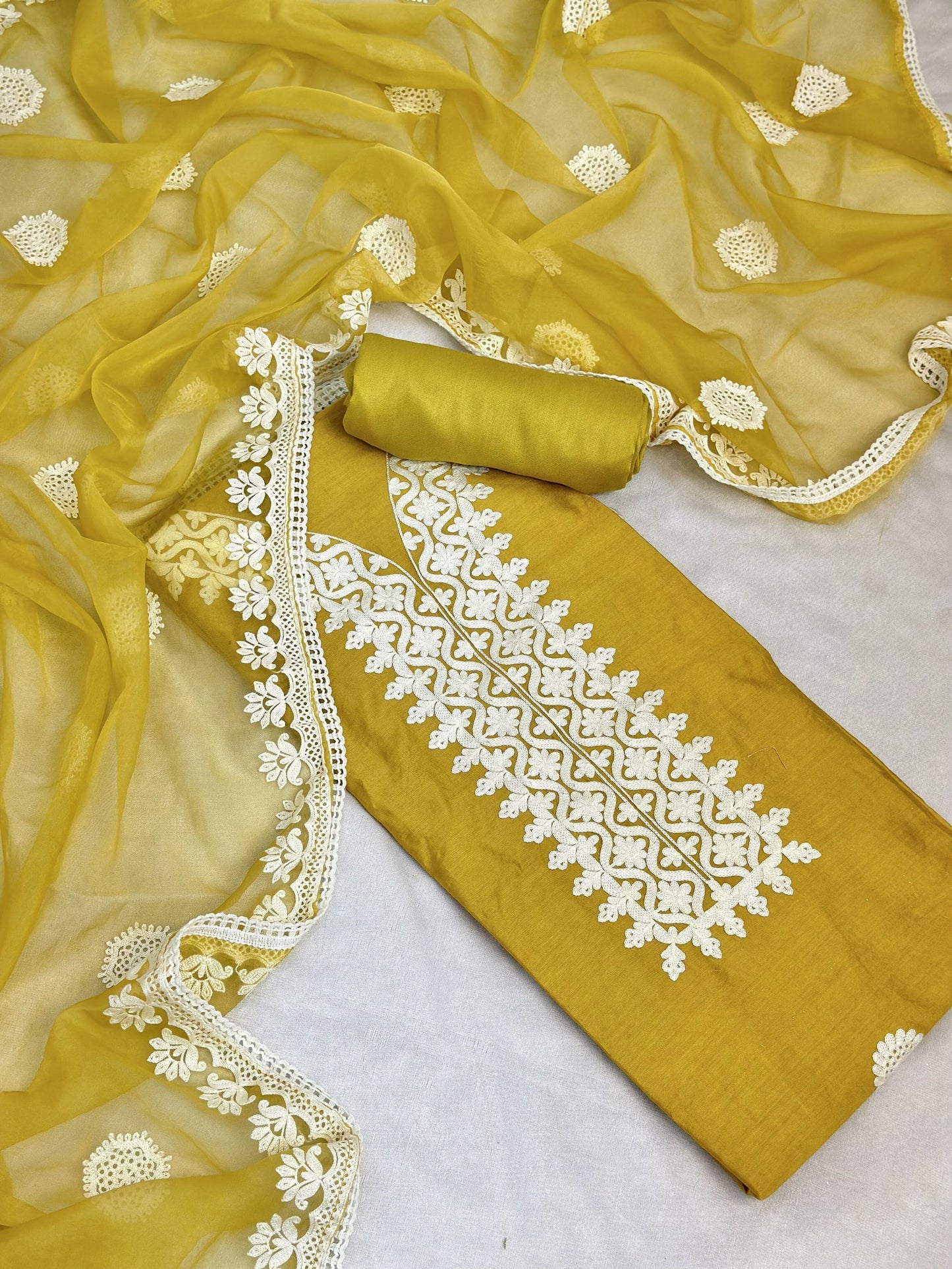 Mustad Yellow Unstitched Salwar Suit