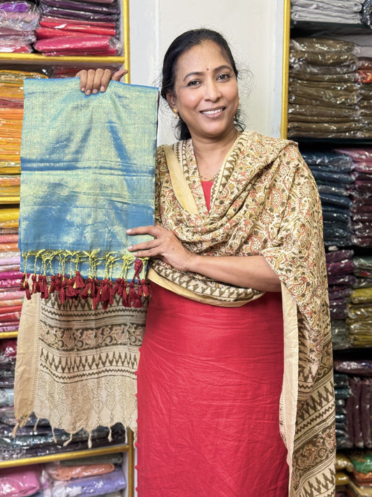 Golden RamaBlue Maroon Border Maroon Tassels Plain Tissue Saree