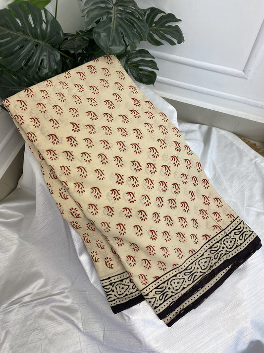 Halfwhite Pure Cotton Saree