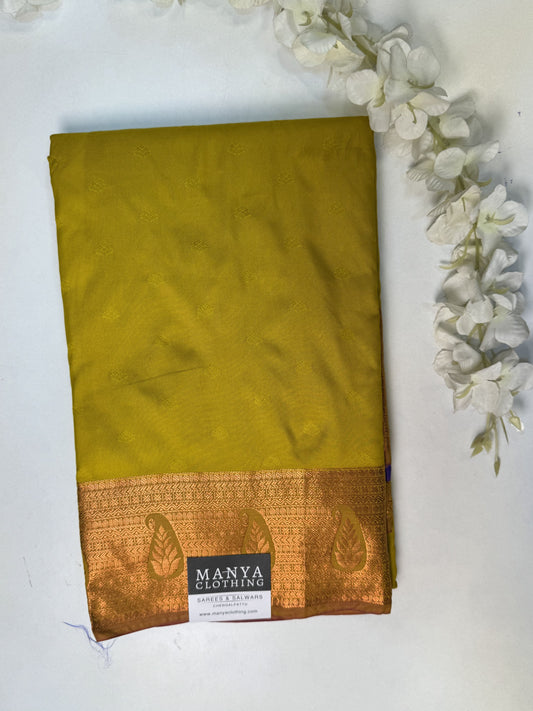 Mehendi green Semi Silk Saree.
